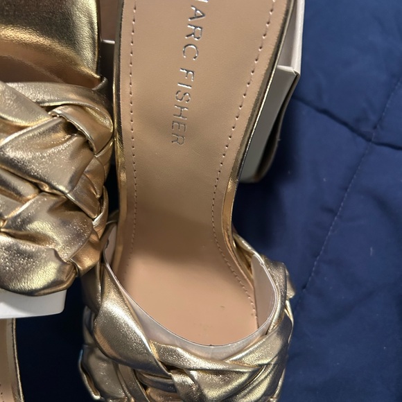 Marc Fisher • Metallic Gold Heeled Mules • 7 M - Picture 6 of 6